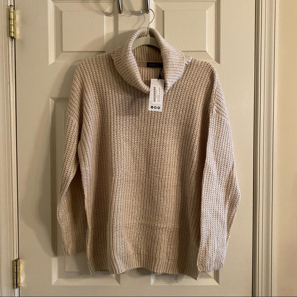 Boohoo Oversized Turtleneck Sweater Beige Chunky Knit Cozy Slouchy NWT